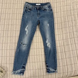 KanCan Distressed Jeans